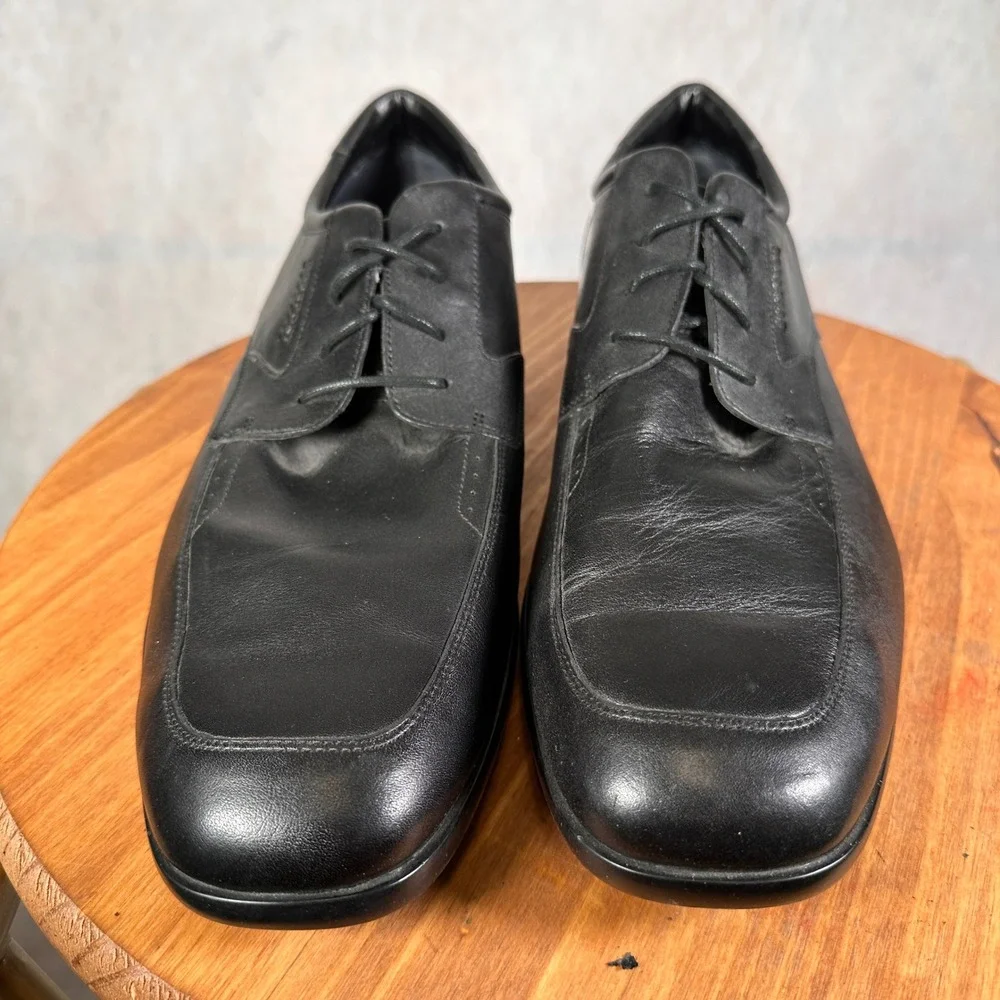 Rockport dress shoes